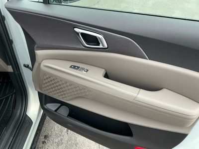 2026 Kia Carnival — photo 21 view