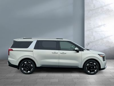 2026 Kia Carnival — photo 7 view