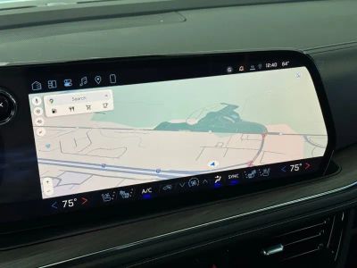 2026 Chevrolet Suburban - Photo 5