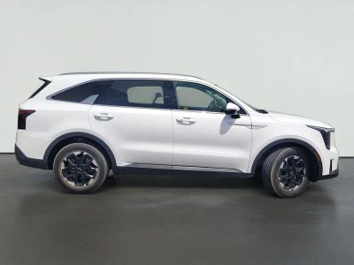 2024 Kia SORENTO — rear three-quarter view