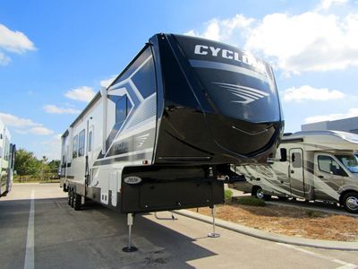 2026 Jayco CYCLONE - Photo 1