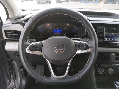 2024 Volkswagen Taos - Photo 12