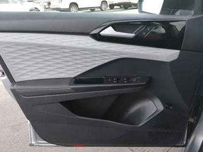 2024 Volkswagen Taos - Photo 20