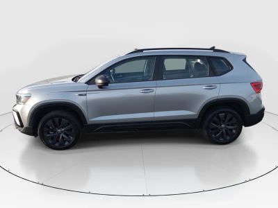 2024 Volkswagen Taos - Photo 4