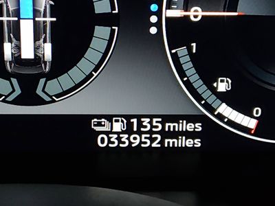 2024 Mitsubishi Outlander Plug-In Hybrid — photo 15 view