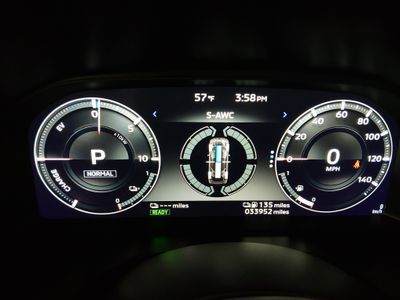 2024 Mitsubishi Outlander Plug-In Hybrid — photo 11 view