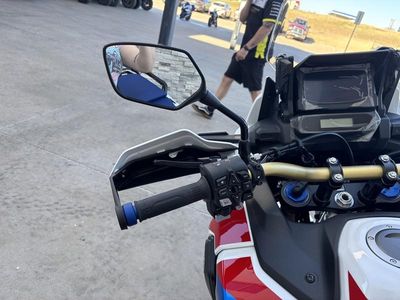 2025 Honda Africa Twin Adventure Sports ES DCT - Photo 9