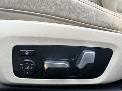 2020 BMW 3 Series 330i xDrive - Photo 38