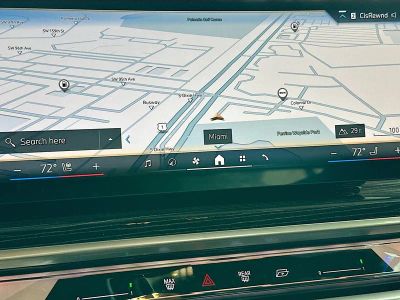 2025 BMW 7 Series — photo 13 view