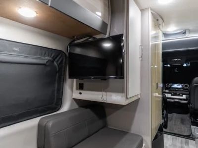 2023 Thor Motor Coach Sanctuary - Photo 10