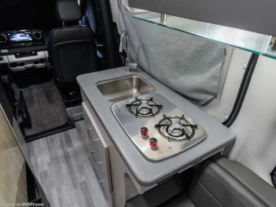 2023 Thor Motor Coach Sanctuary - Photo 11
