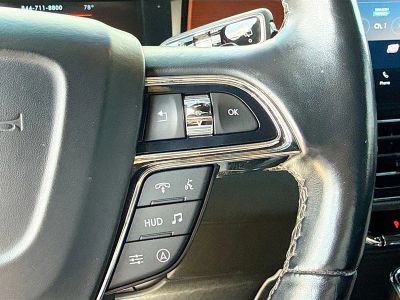2022 Lincoln Navigator — photo 38 view