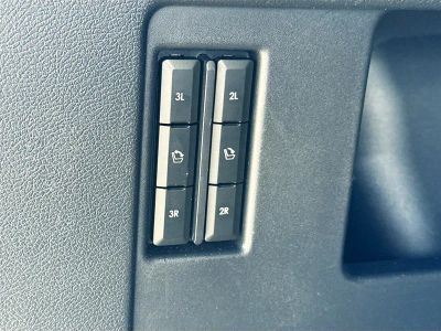 2022 Lincoln Navigator — photo 12 view