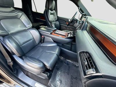 2022 Lincoln Navigator — photo 15 view