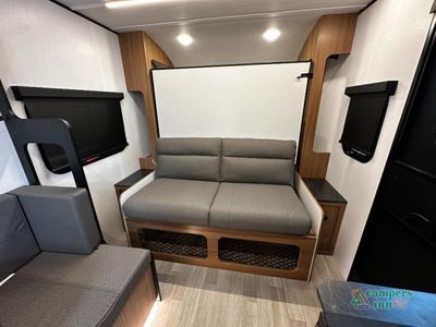 2026 Keystone RV Reign — photo 31 view