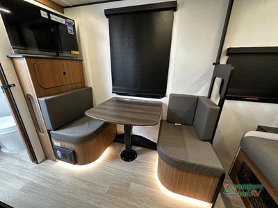 2026 Keystone RV Reign — photo 28 view
