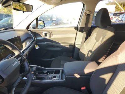 2026 Kia Sorento — photo 8 view