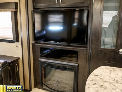 2019 Grand Design Imagine - Photo 18