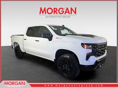 2026 Chevrolet Silverado 1500 Custom Trail Boss in White — front three-quarter view