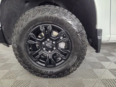 2026 Chevrolet Silverado 1500 — photo 11 view