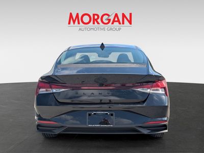 2022 Hyundai Elantra - Photo 6