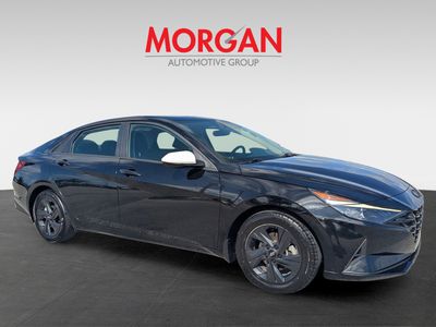 2022 Hyundai Elantra - Photo 2