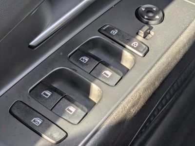 2022 Hyundai Elantra - Photo 23