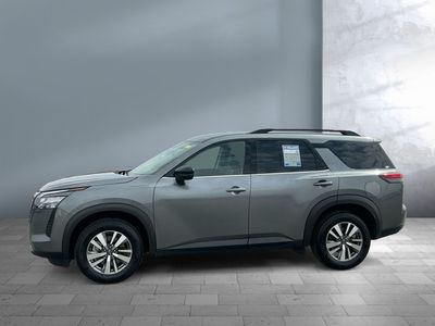 2026 Nissan Pathfinder - Photo 3