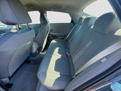 2026 Hyundai ELANTRA — photo 17 view