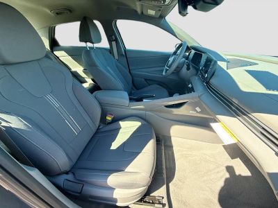 2026 Hyundai ELANTRA — photo 20 view