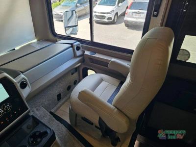 2027 Tiffin Motorhomes Open Road Allegro — photo 16 view