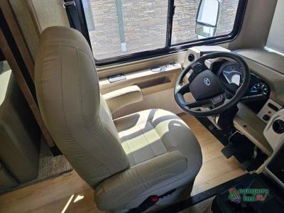 2027 Tiffin Motorhomes Open Road Allegro — photo 14 view