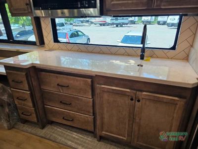 2027 Tiffin Motorhomes Open Road Allegro — photo 26 view
