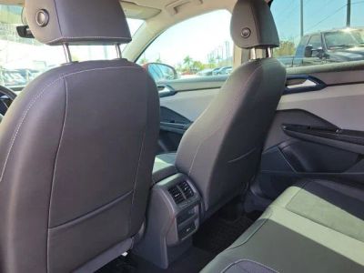 2024 Volkswagen Taos — photo 15 view