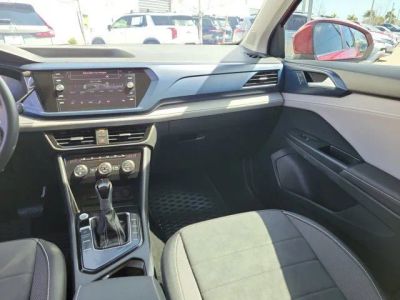 2024 Volkswagen Taos — photo 21 view