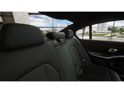 2026 BMW 3 Series - Photo 12