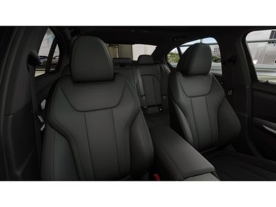 2026 BMW 3 Series - Photo 11