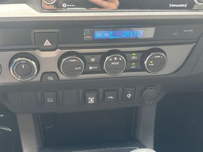 2021 Toyota Tacoma - Photo 16