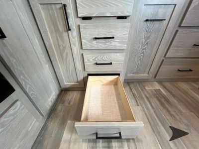2023 Forest River RV Rockwood Signature - Photo 31