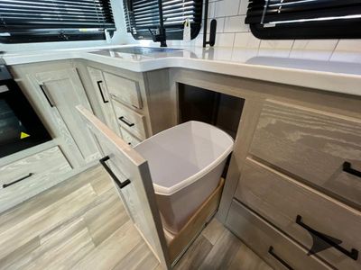 2023 Forest River RV Rockwood Signature - Photo 34
