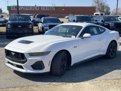 2026 Ford Mustang - Photo 7