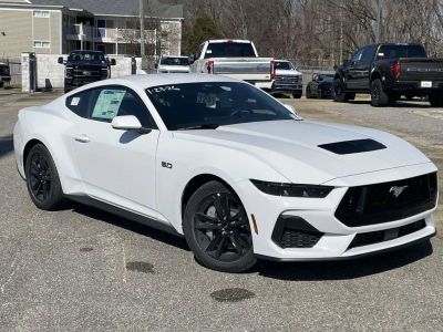 2026 Ford Mustang - Photo 1