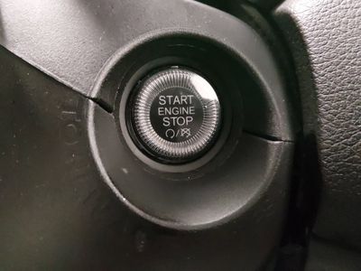 2023 Jeep Renegade - Photo 18
