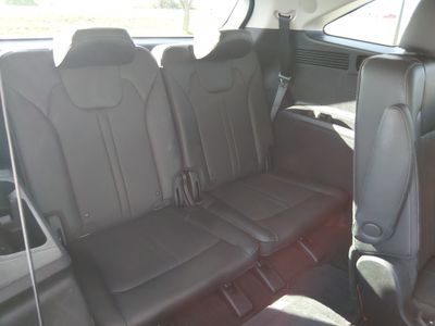 2023 Kia Sorento - Photo 18