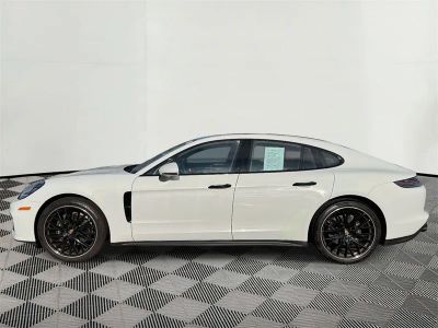 2023 Porsche Panamera - Photo 8