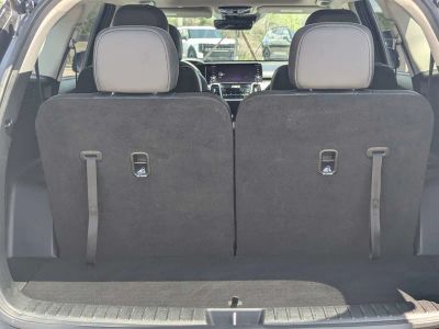 2023 Kia Sorento — photo 14 view