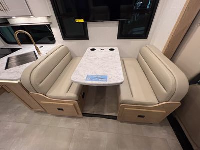 2026 Thor Motor Coach CHATEAU - Photo 8