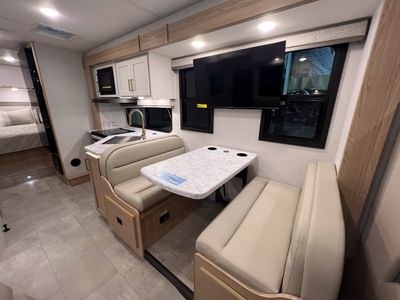 2026 Thor Motor Coach CHATEAU - Photo 6