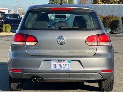 2011 Volkswagen Golf - Photo 8