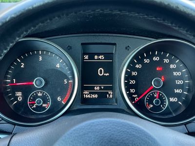 2011 Volkswagen Golf - Photo 26